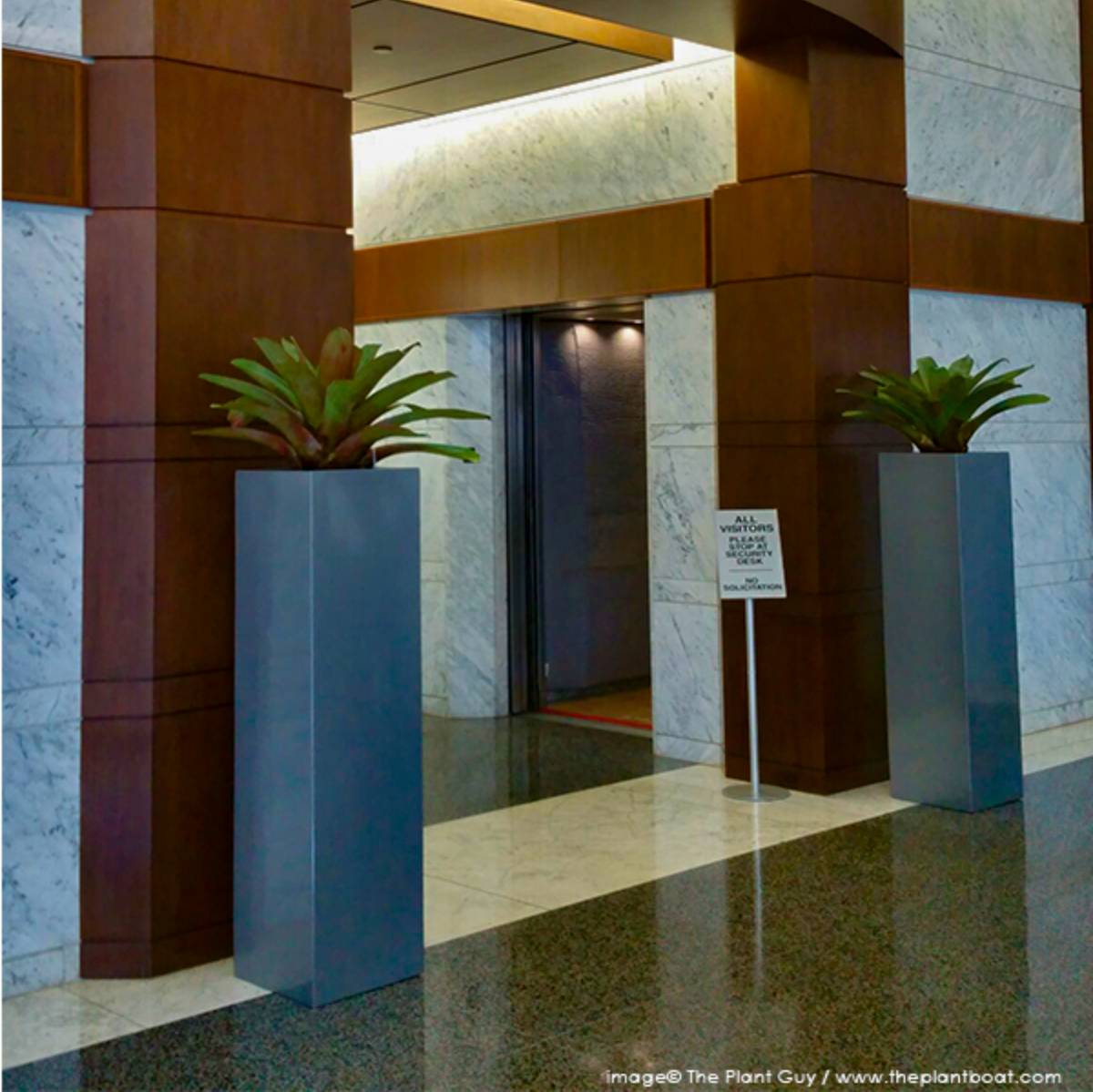 Jay Scotts Delray Tall Corner Planter