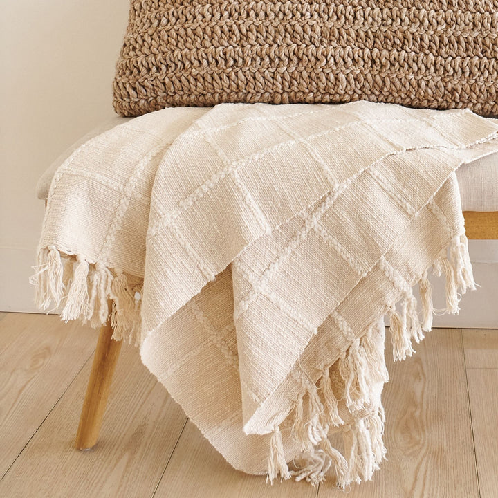 Sea Shell White Textured Checks Handloom Throw