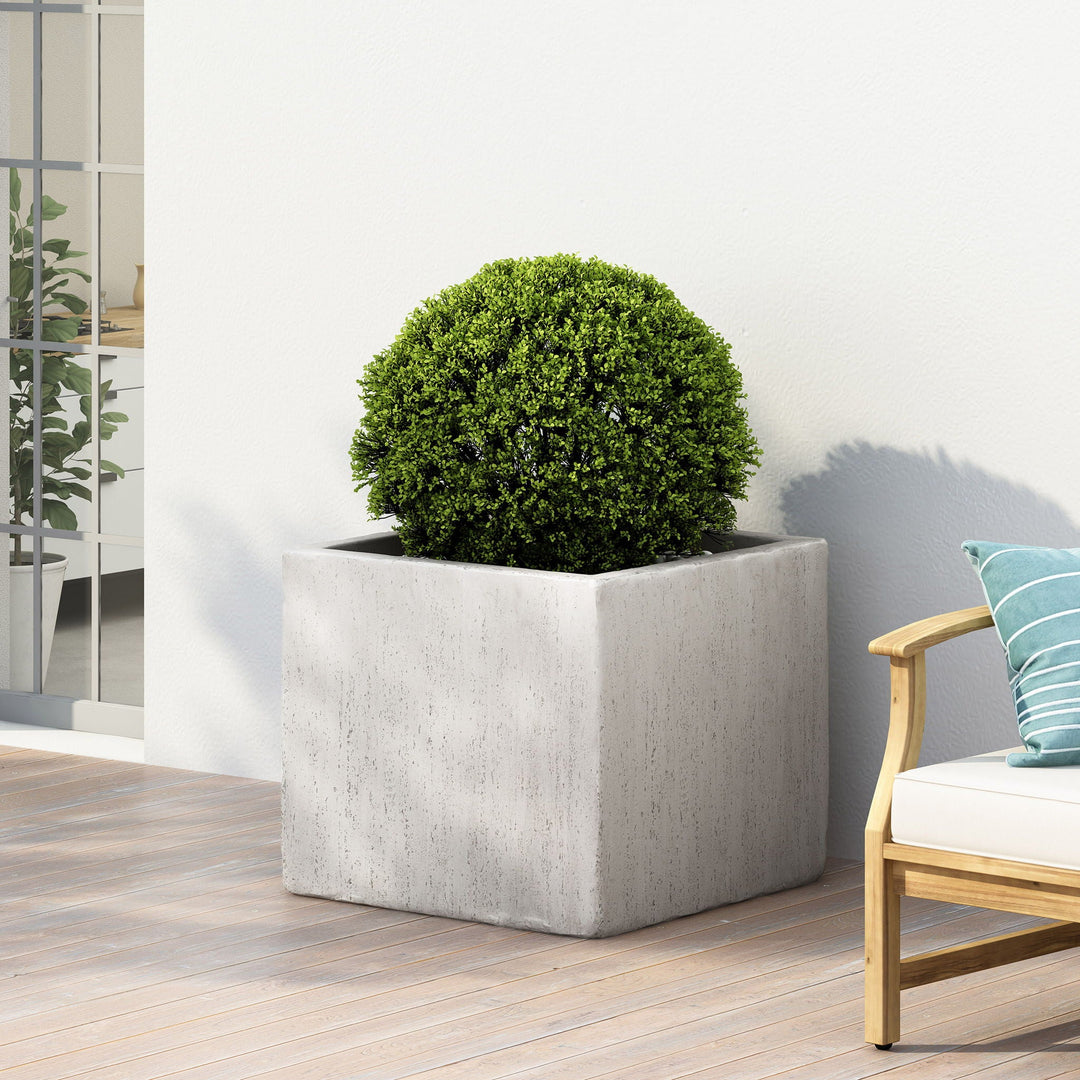 Modern Outdoor Planter - Great Designers Sizes and Colors