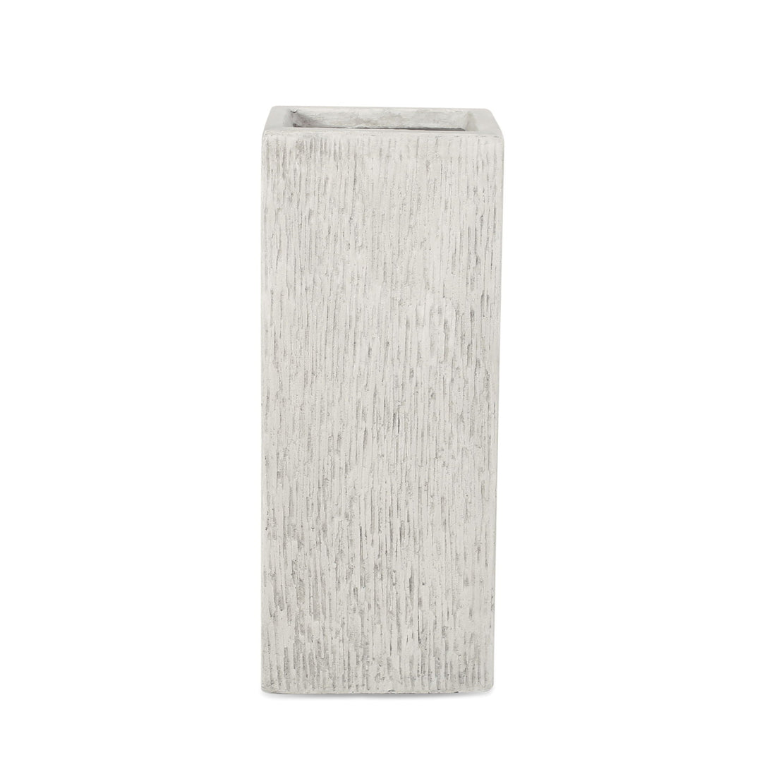 Modern Outdoor Planter - Great Designers Sizes and Colors