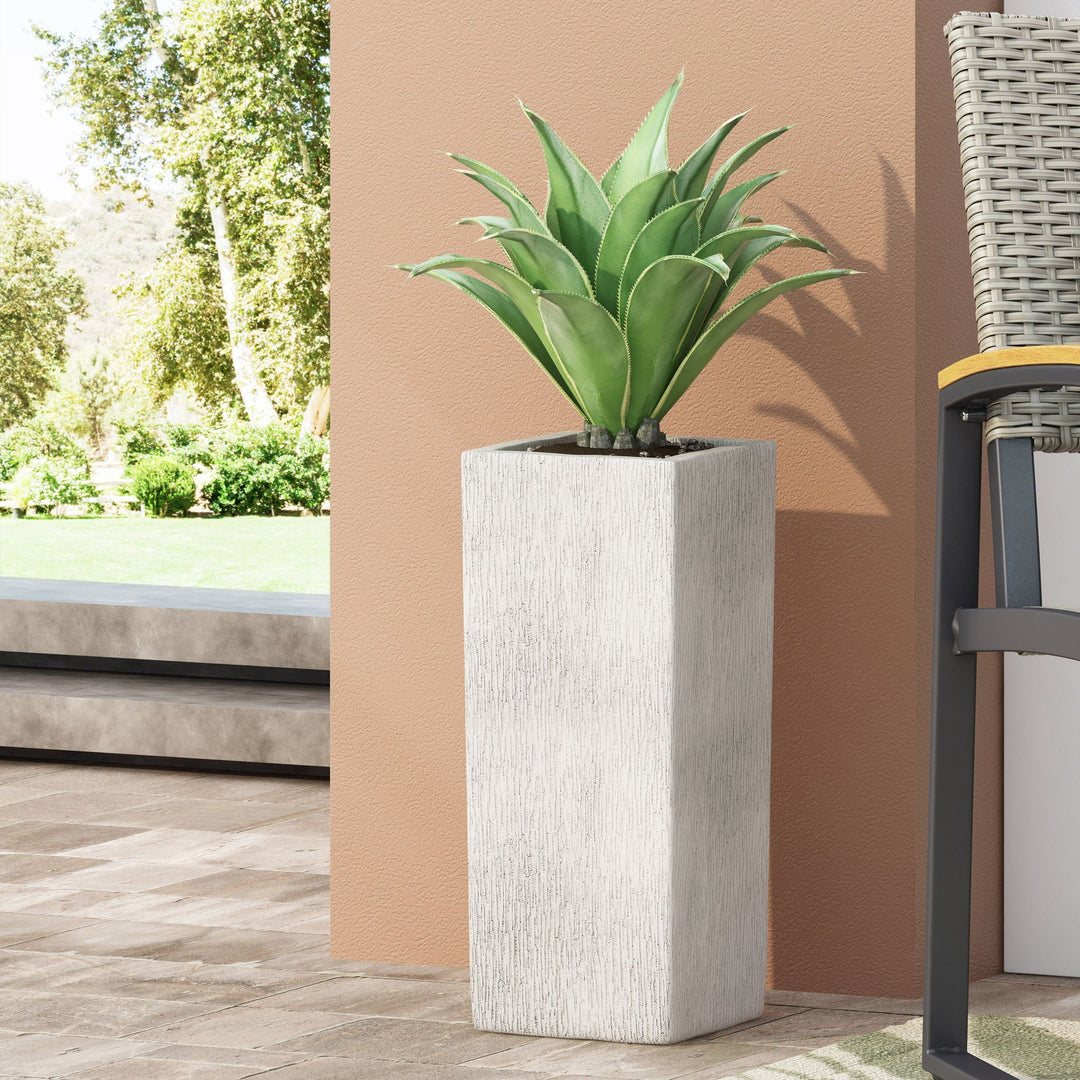 Modern Outdoor Planter - Great Designers Sizes and Colors