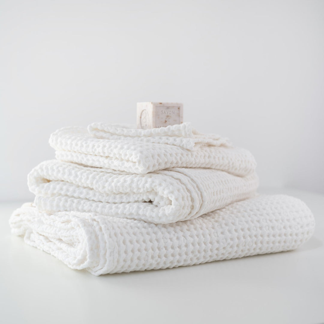 Linen Tales White Linen &amp; Cotton Honeycomb Waffle Towel