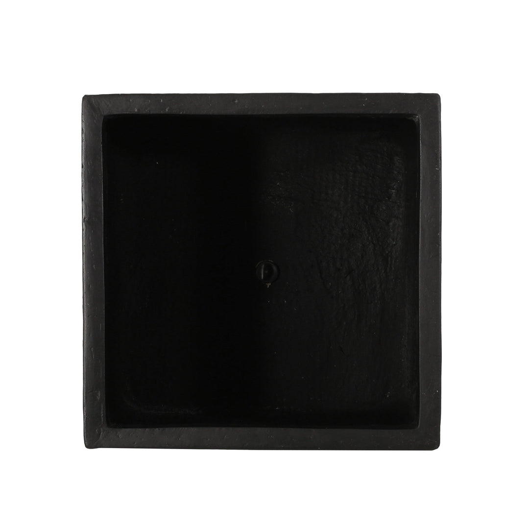 Modern Outdoor Planter - Great Designers Sizes and Colors