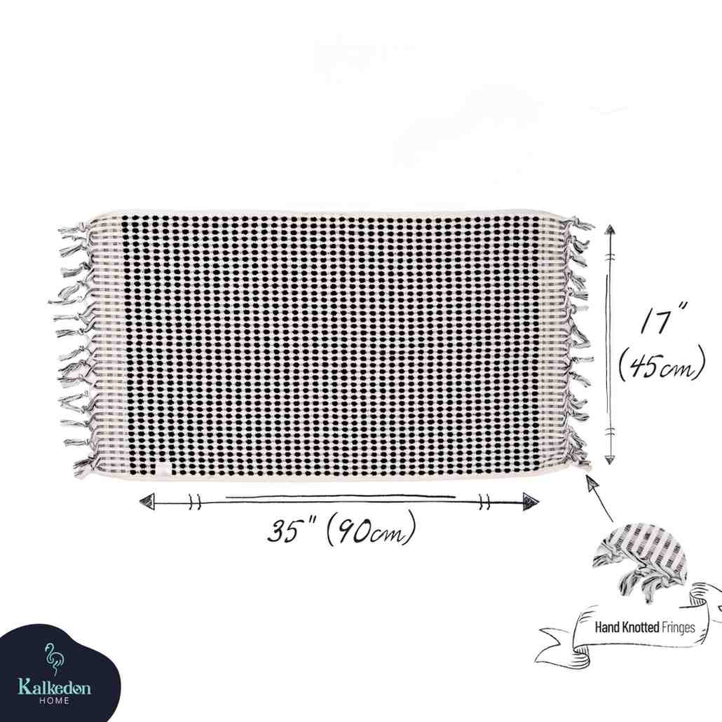 Pom Pom Hand Towel