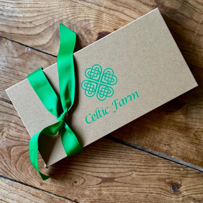 Garden Gift Box - Gloves and Needle Snips