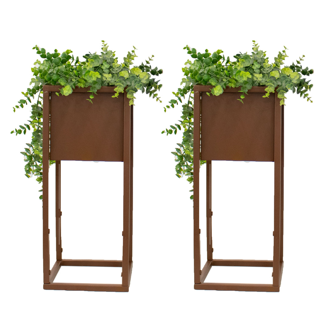 Modern Simplicity Metal Planter Boxes with Legs - Set of 2