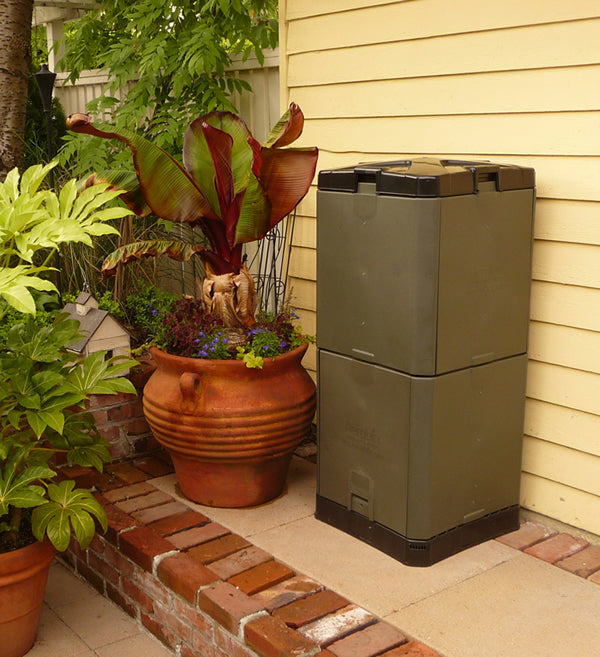 Aerobin 200 Insulated Composter